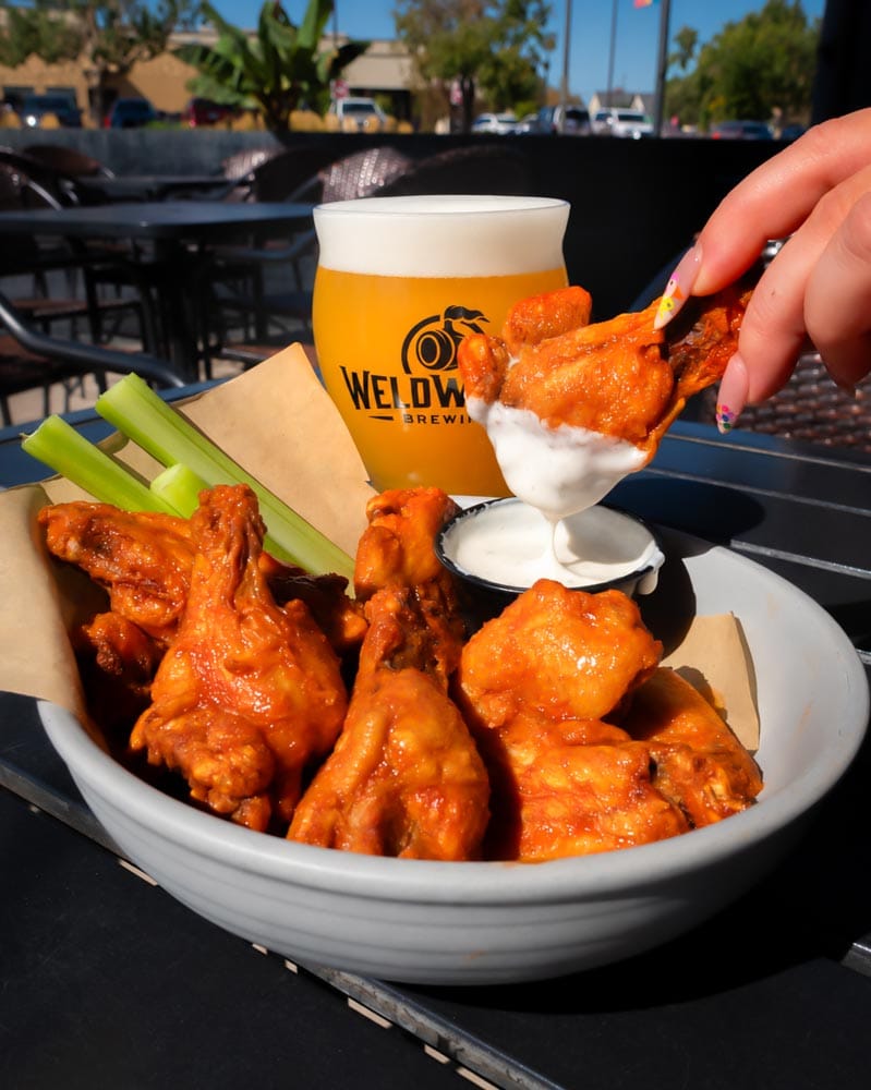 Hot Wing Special 7