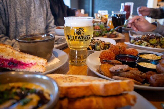 Winter hours? Check. Winter vibes? Absolutely. Today we’re rolling out our brand new, seasonally inspired Winter Menu and it is straight-up comfort-food magic. Dig into the details below. 👇❄️✨Available all day, every day 😏
🥔 Housemade Chips
🍟 Fries to Share
🍖🧀 Poutine
🥗 House Salad
🧀🍞 Bacon Jam Grilled Cheese + Butternut Squash Beer Cheese Soup
🥓🍗 Chicken Bacon Jam BLT
🍔 Double CheeseburgerDinner Menu
(Available 3–close Monday–Thursday & all day Friday–Sunday)
🍝🔥 Gnocchi & Andouille over Butternut Purée
🥒🥗 Beet Cucumber Salad
🍤🍗 Fried Sampler
🥬 Brussels SproutsHead to our website to check out full descriptions –– link in bio! 🔗#WeldWerksBrewingCo #DialedInEats